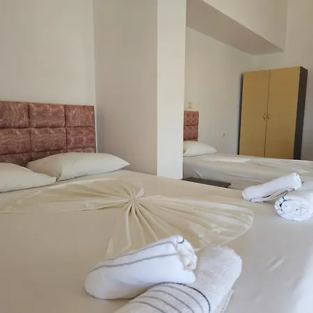 Luis Apartment Ksamil